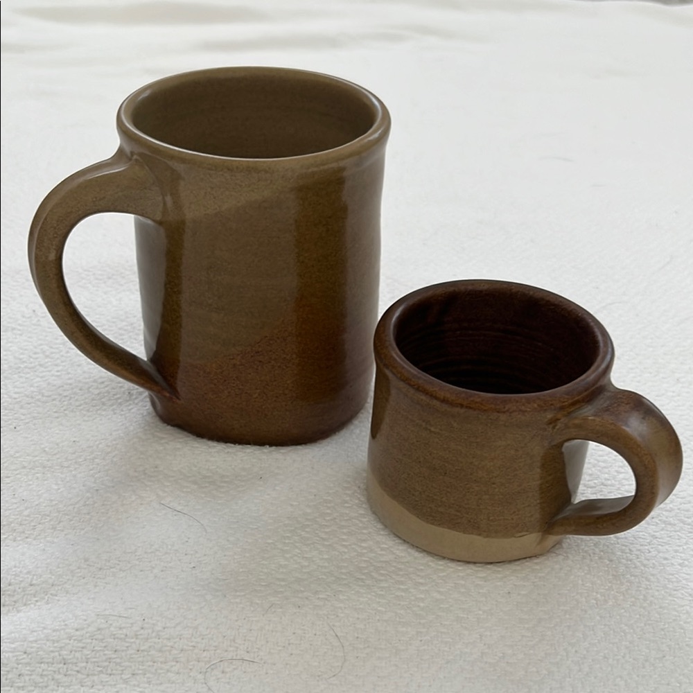 Handmade Brown Pottery Mug Set